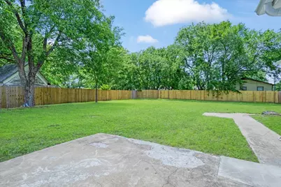 408 N Gowdy Street, Whitewright, TX 75491 - Photo 25