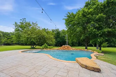 8 Freedom Court, Waco, TX 76708 - Photo 1
