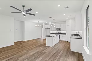 2905 Brazos River Dr, Granbury, TX 76048 - Photo 13