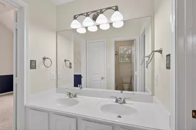 2409 Summer Court, Arlington, TX 76001 - Photo 23