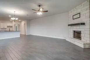3200 Signal Hill Dr, Burleson, TX 76028 - Photo 19