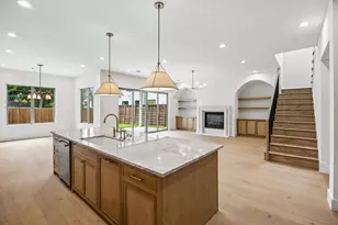 419 Cameron Ave, Dallas, TX 75223 - Photo 5