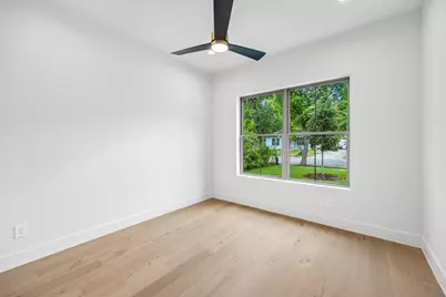 419 Cameron Avenue, Dallas, TX 75223 - Photo 15
