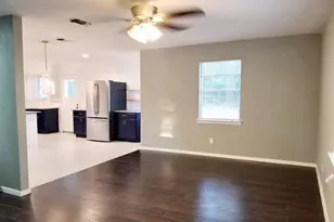 510 Gilbert Rd, Irving, TX 75061 - Photo 3