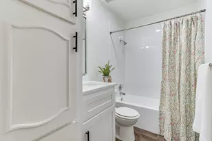 433 Linda Dr, Burleson, TX 76028 - Photo 25