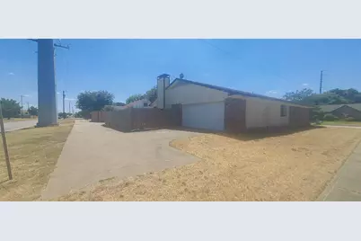 4102 Blacksmith Drive, Garland, TX 75044 - Photo 17