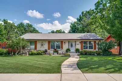 510 Northside Avenue, Lewisville, TX 75057 - Photo 1