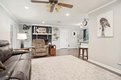 510 Northside Avenue, Lewisville, TX 75057 - Photo 7