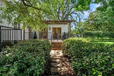 3601 Hillcrest Drive, Waco, TX 76708 - Photo 35