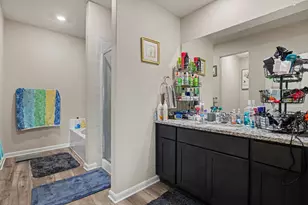 304 Lowery Oaks Trl, Fort Worth, TX 76120 - Photo 15
