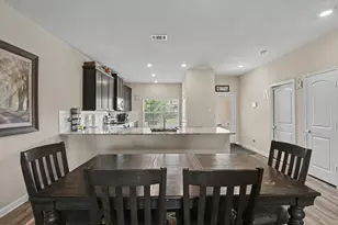 304 Lowery Oaks Trl, Fort Worth, TX 76120 - Photo 9