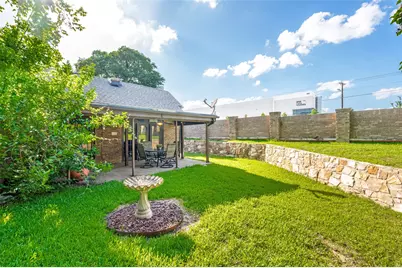 2719 Fairway Park Street, Grand Prairie, TX 75050 - Photo 17