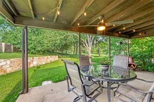 2719 Fairway Park St, Grand Prairie, TX 75050 - Photo 15