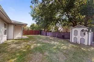 6804 Richfield Dr, North Richland Hills, TX 76182 - Photo 29