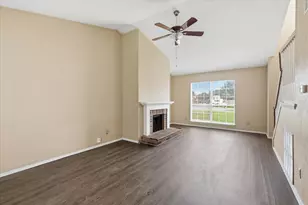 6733 Dandelion Dr, Fort Worth, TX 76137 - Photo 7