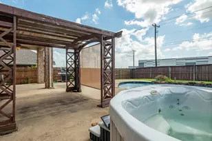 10137 Red Bluff Dr, Fort Worth, TX 76177 - Photo 9