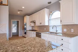 10137 Red Bluff Dr, Fort Worth, TX 76177 - Photo 17