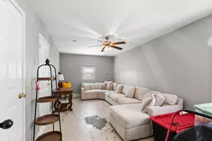 7051 Hodde St, Dallas, TX 75217 - Photo 9