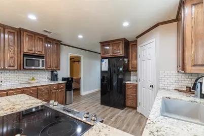 302 Sayles Avenue, Tuscola, TX 79562 - Photo 9