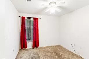 1436 Elmwood Ave, Fort Worth, TX 76104 - Photo 11