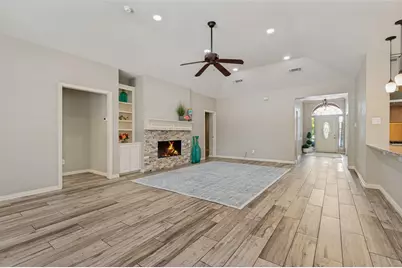 411 Greenway Court, Coppell, TX 75019 - Photo 9