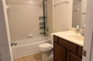 1100 Linden Dr, Burleson, TX 76028 - Photo 17