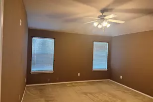 1100 Linden Dr, Burleson, TX 76028 - Photo 11