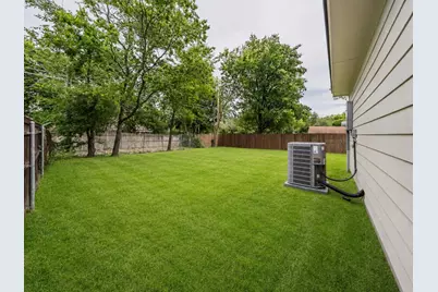 4617 Merida Avenue, Fort Worth, TX 76115 - Photo 33