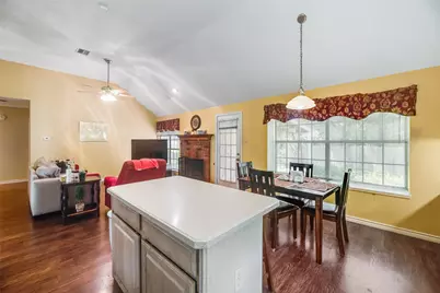 2017 Spring Mills Road, Mesquite, TX 75181 - Photo 9