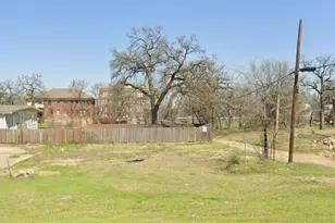 609 Comal St, Dallas, TX 75203 - Photo 1