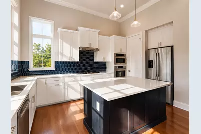 [Address not provided], Dallas, TX 75219 - Photo 11