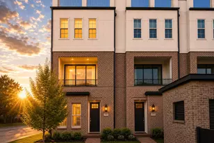 2114 Wenge Ln, Dallas, TX 75219 - Photo 5