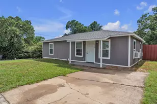 1500 Langston St, Fort Worth, TX 76105 - Photo 3