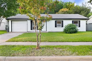 5202 Longhorn Trail, Garland, TX 75043 - Photo 9
