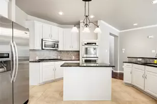2233 Beechwood Ln, Flower Mound, TX 75028 - Photo 11