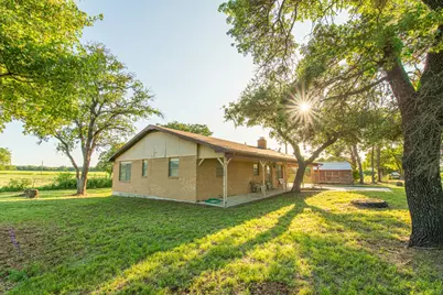 901 County Road 113, Comanche, TX 76442 - Photo 29