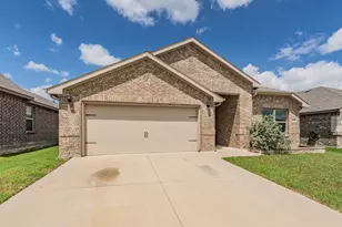 11808 Castleford Way, Fort Worth, TX 76036 - Photo 5