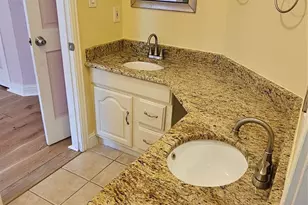 137 Oakview Rd, Gainesville, TX 76240 - Photo 25