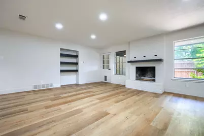 4049 Alicante Avenue, Fort Worth, TX 76133 - Photo 9