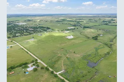 6600 Woodard Avenue, Cleburne, TX 76033 - Photo 17
