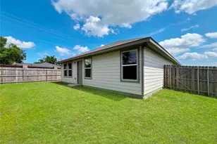 102 Doma Ave, Greenville, TX 75402 - Photo 21
