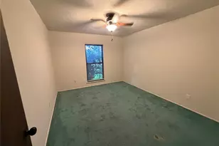 1849 Sandy Ridge Ct, Carrollton, TX 75007 - Photo 11