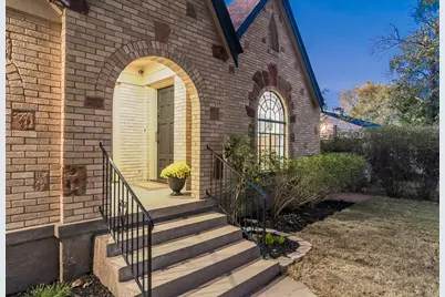 1835 Cedar Crest Boulevard, Dallas, TX 75203 - Photo 27