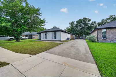 217 Teakwood Drive, Princeton, TX 75407 - Photo 3