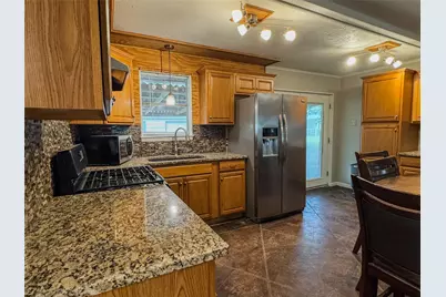 743 Oak Leaf Trail, East Tawakoni, TX 75472 - Photo 5