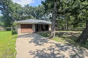 743 Oak Leaf Trail, East Tawakoni, TX 75472 - Photo 3