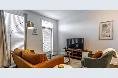 1000 Fort Worth Avenue #113, Dallas, TX 75208 - Photo 13