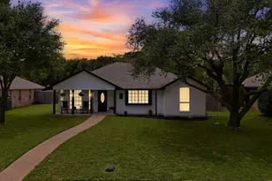437 Bradshaw St, Cedar Hill, TX 75104 - Photo 21