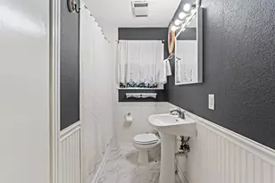 3921 Austin Ave, Waco, TX 76710 - Photo 21
