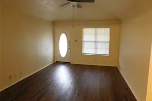 304 Joshua St, Denton, TX 76209 - Photo 5